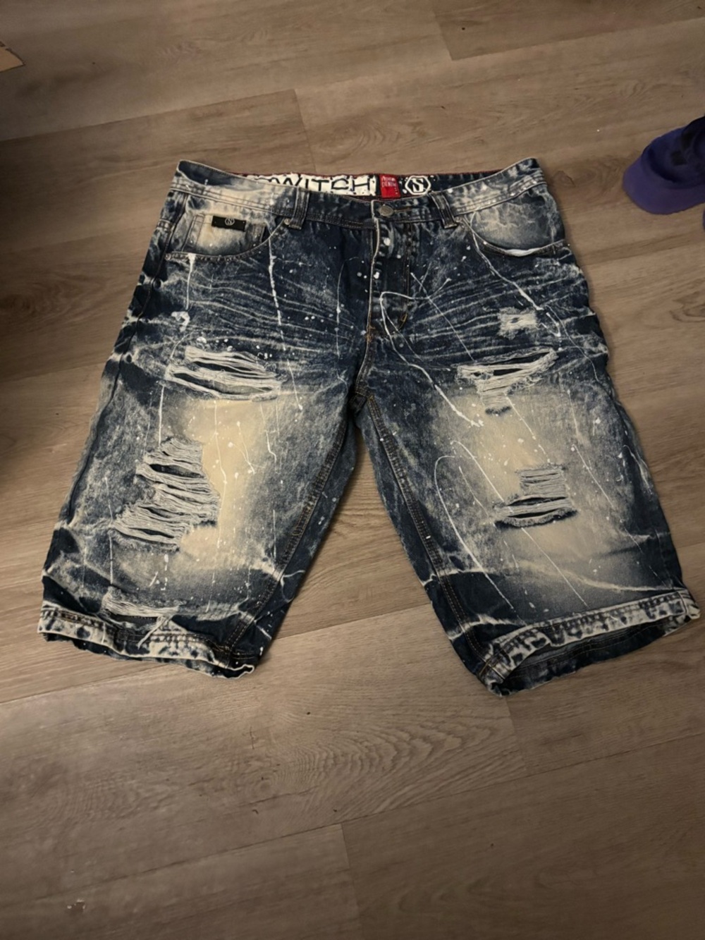 Men's Distressed Paint-Splash Denim Jean Shorts - Blue